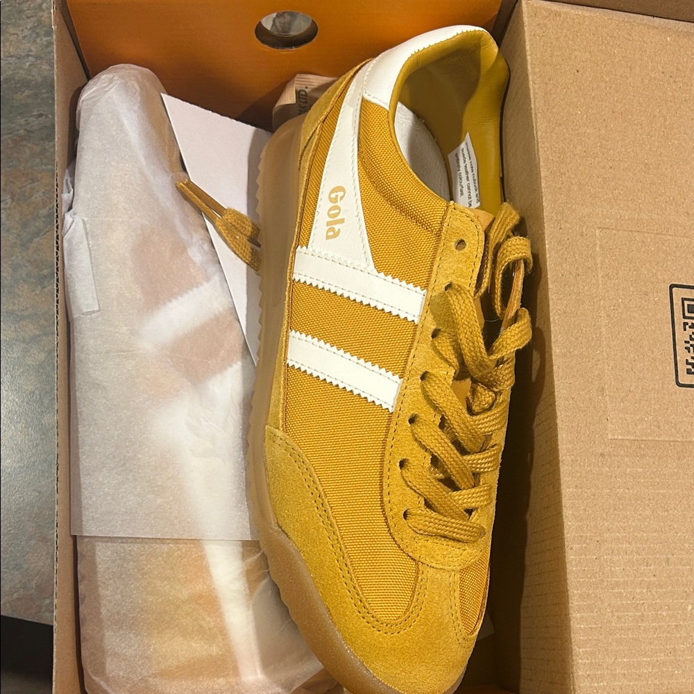 NWT- Gola Womens Mustard and White Sneakers